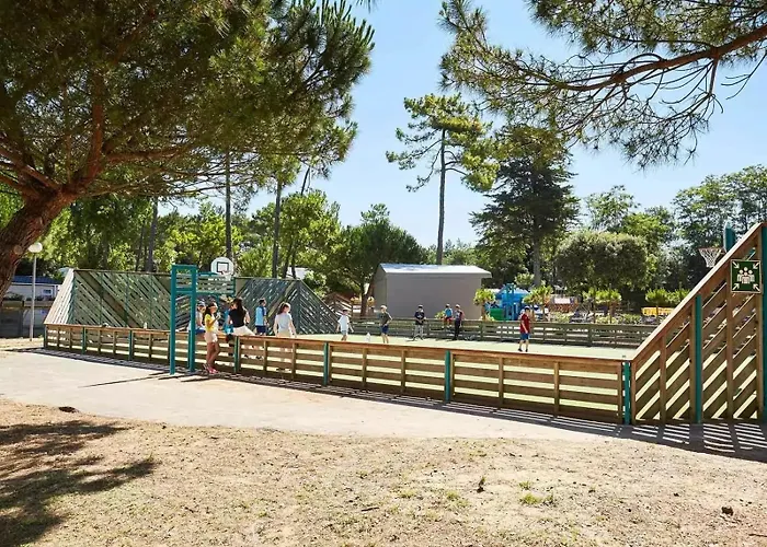 캠프장 Mobile 477 Bois Dormant *